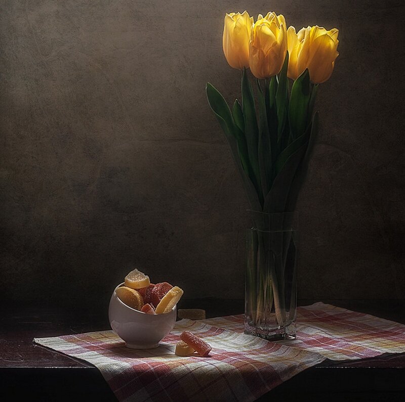Yellow Tulips in Vase — Dramatic, Photograph, Bowl of Fruit