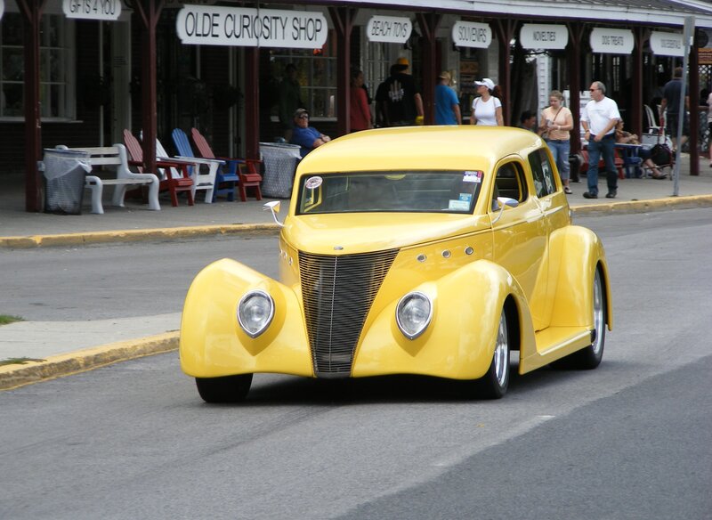 Yellow Vintage Car — Casual, Afternoon, Photograph