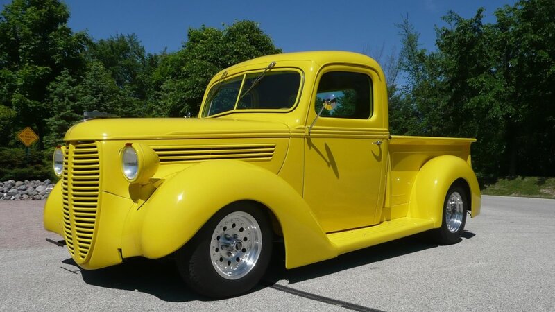 Yellow Vintage Pickup Truck — Bright