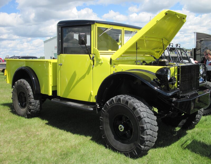 Yellow Vintage Truck — Outdoor
