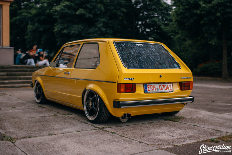 Yellow Volkswagen Golf — Calm