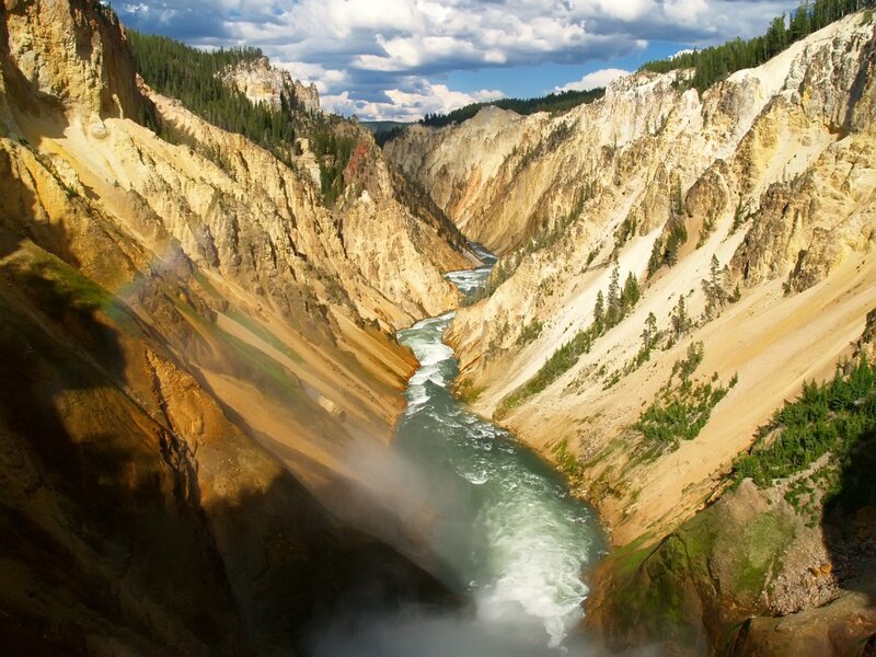 Yellowstone River Canyon — Brown, Dramatic