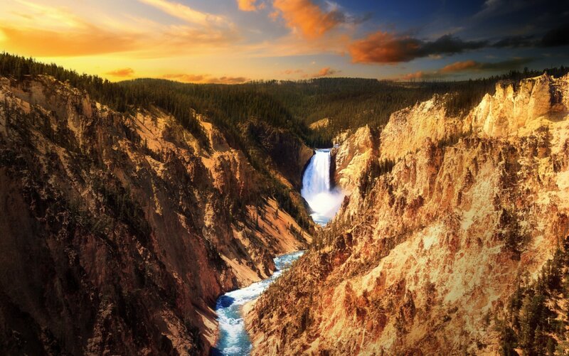 Yellowstone Waterfall — Dramatic