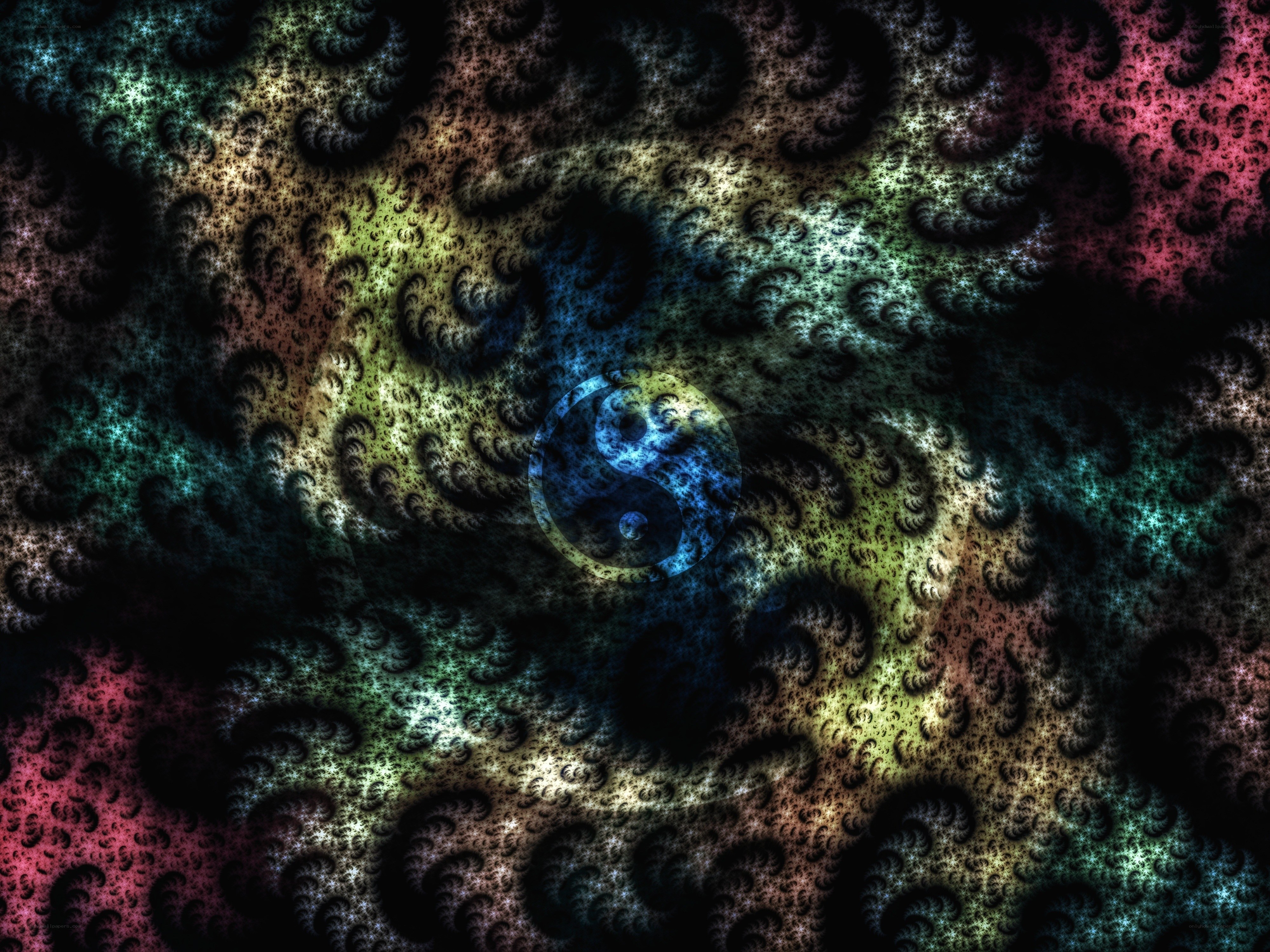 Yin-yang fractal pattern
