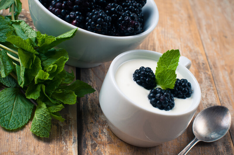 Yogurt with Blackberries