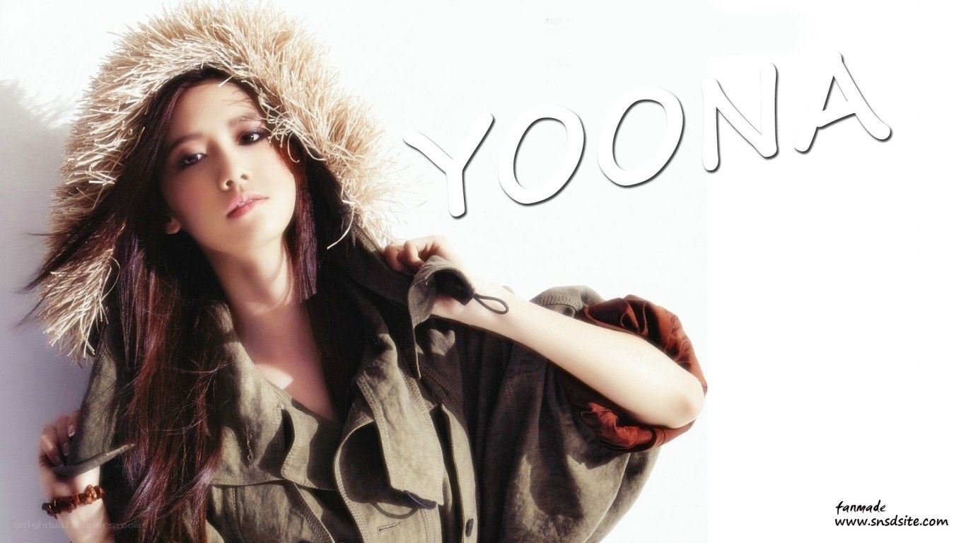Yoona in a fur-hooded jacket