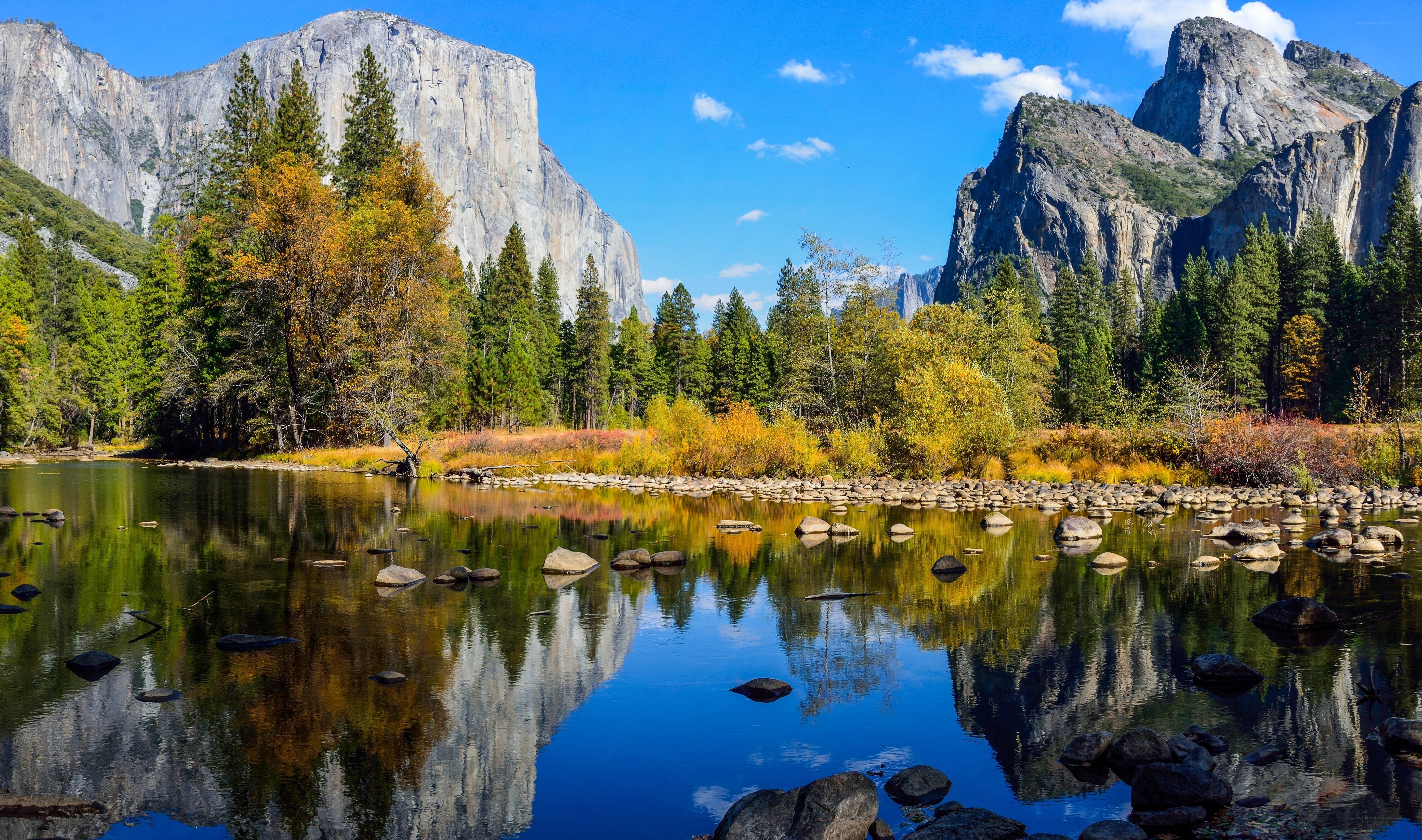 Yosemite autumn landscape