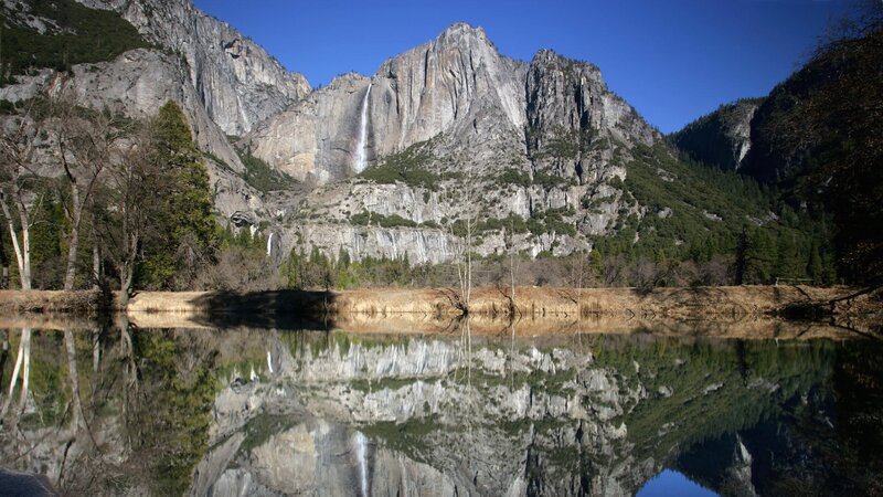 Yosemite Falls reflection