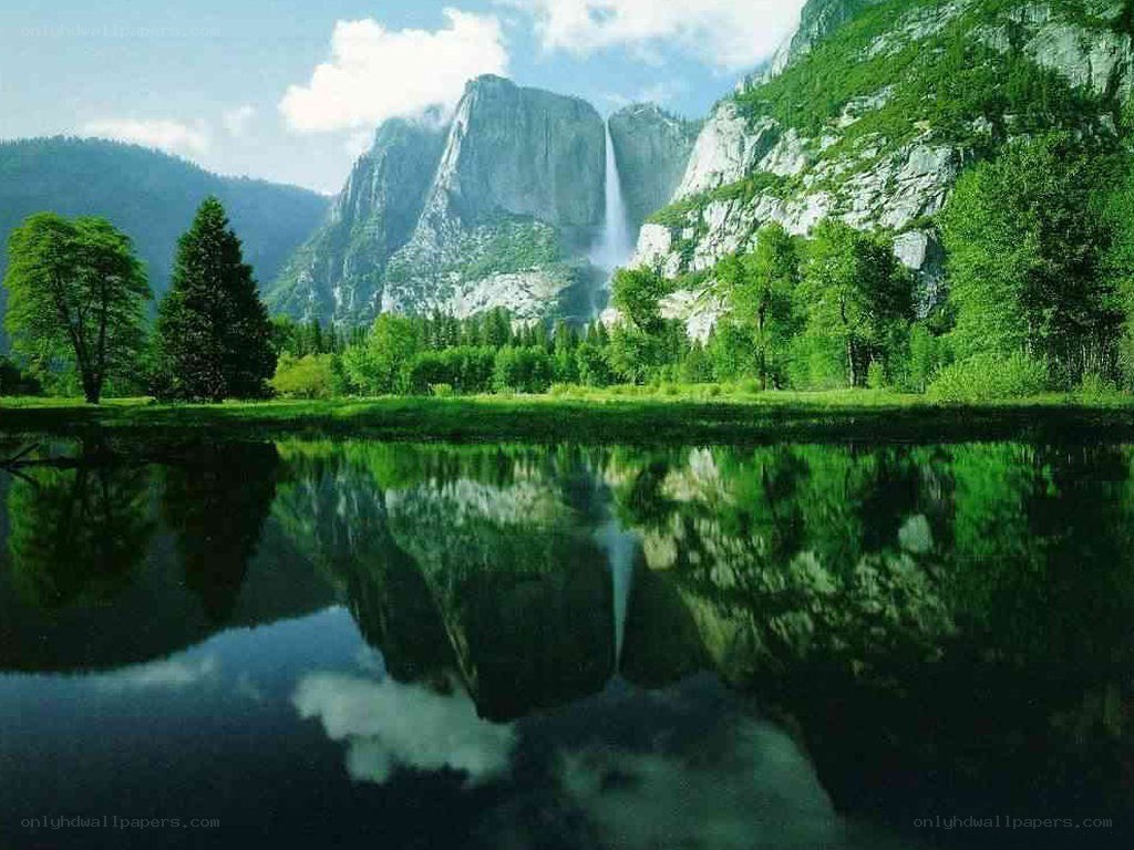 Yosemite Falls reflection