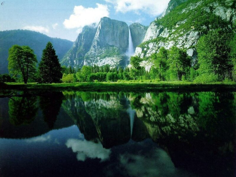 Yosemite Falls reflection