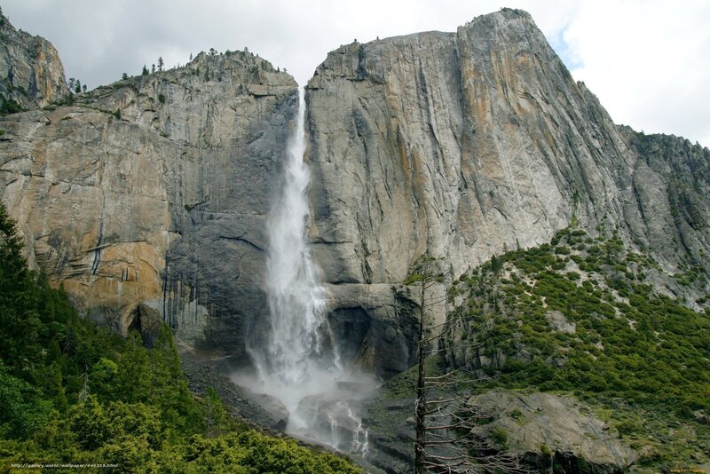 Yosemite Falls Waterfall — Green, Dramatic, Afternoon, Photograph, Mountain, Forest