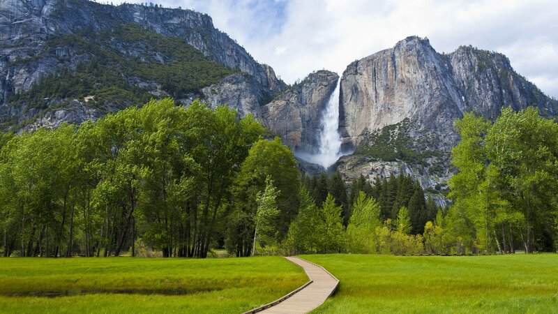 Yosemite Falls Waterfall — Green, Serene, Spring, Photograph, Mountains