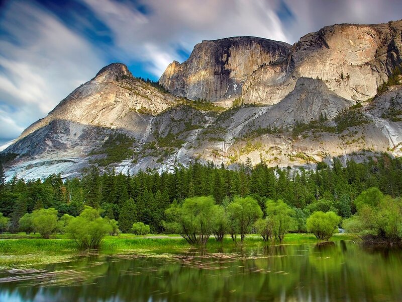 Yosemite mountain landscape