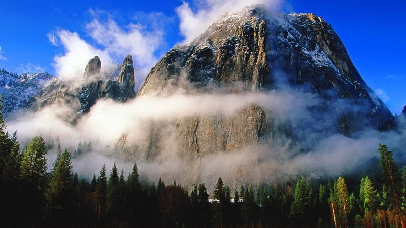 Yosemite Mountain Range