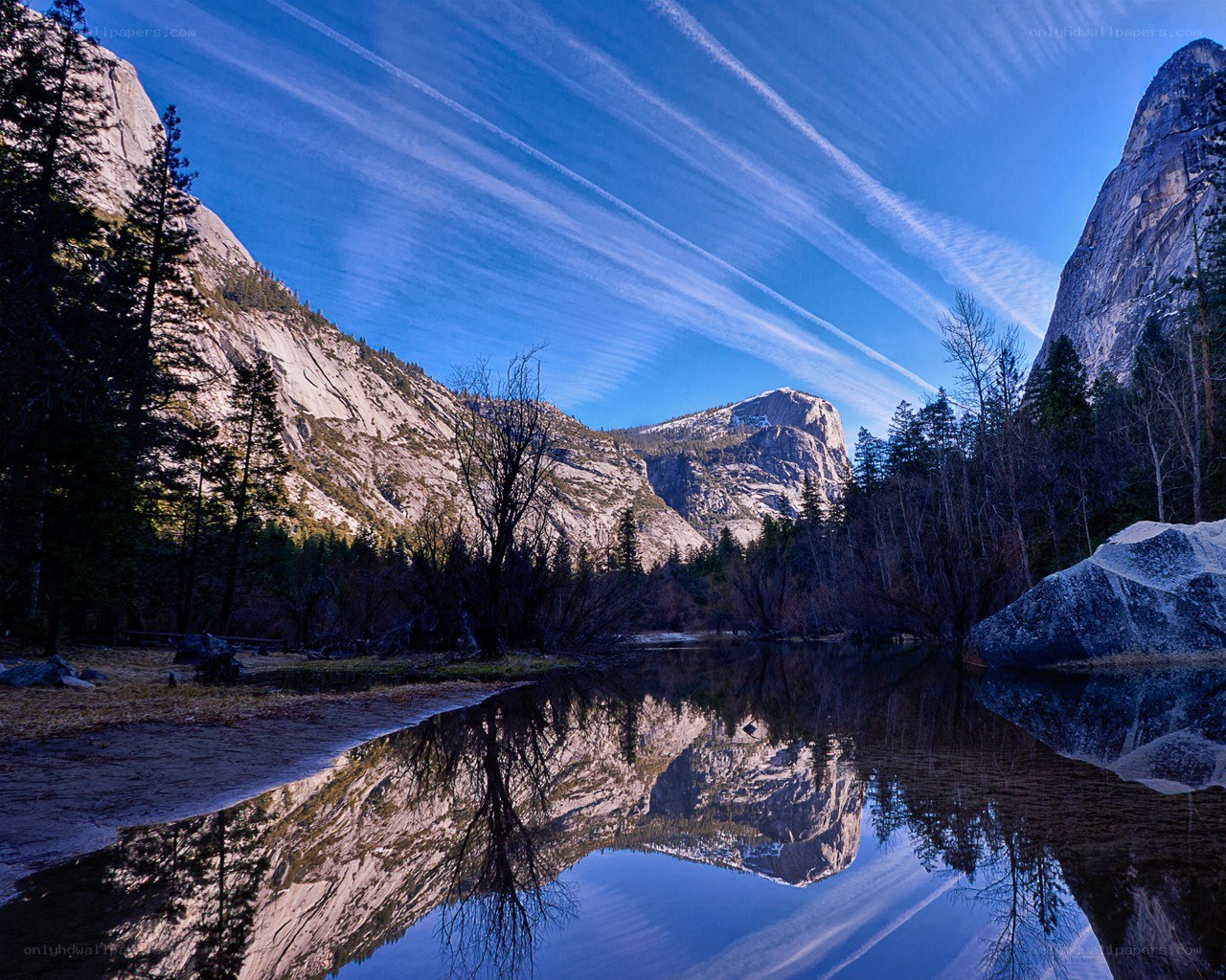 Yosemite reflection at dawn