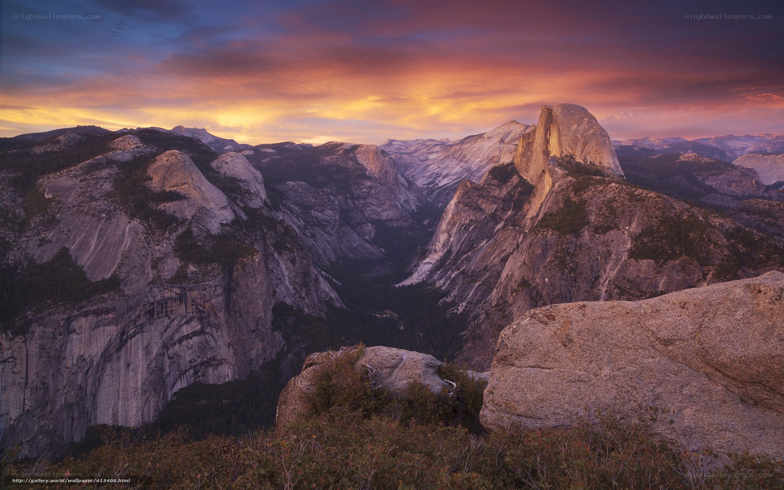 Yosemite sunset with Half Dome