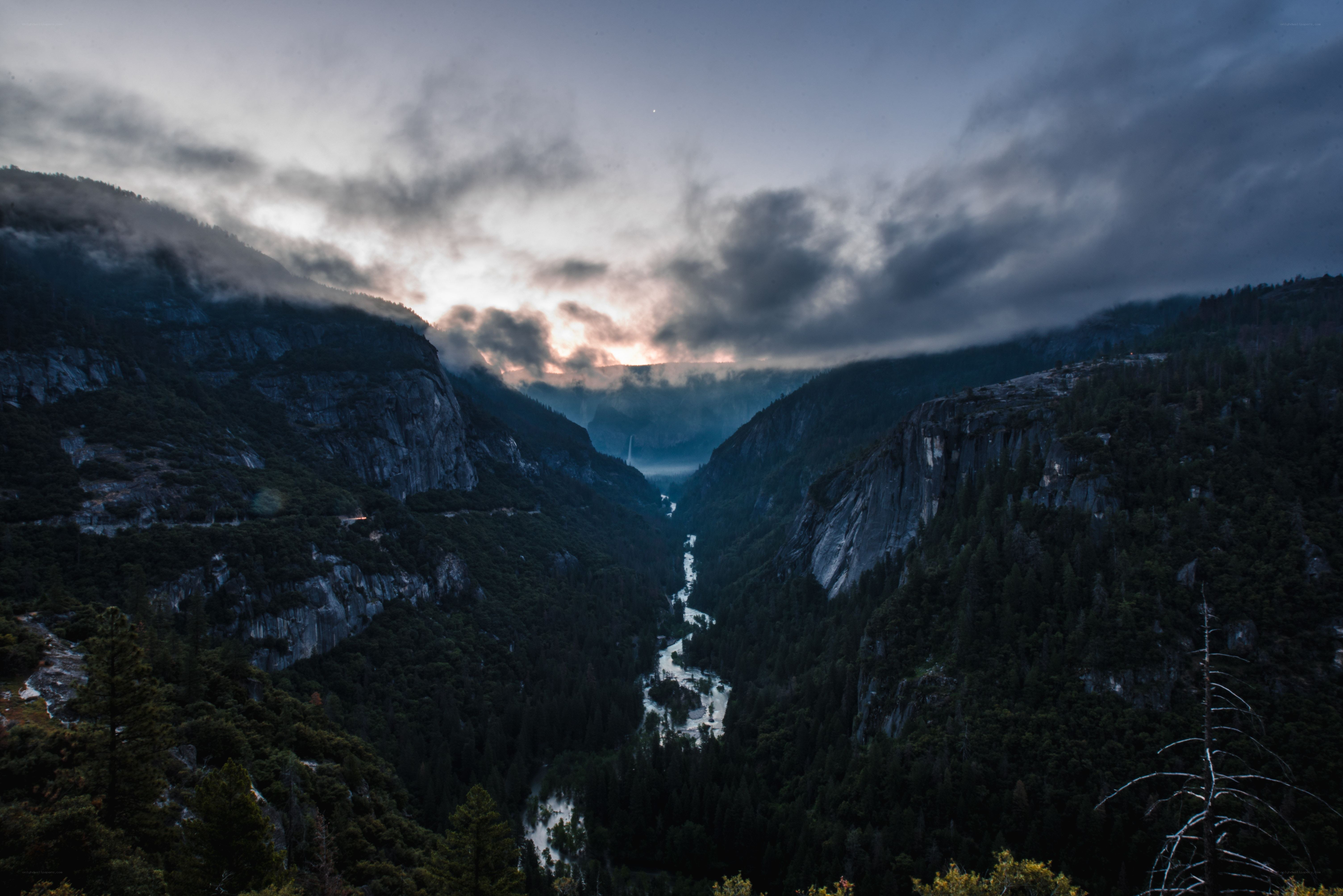 Yosemite Valley at dusk