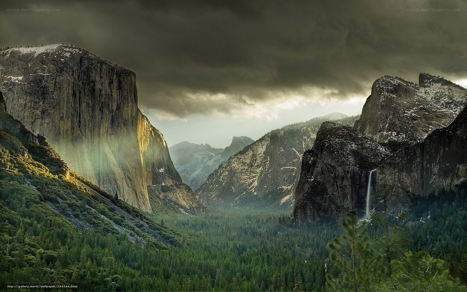 Yosemite Valley at Dusk