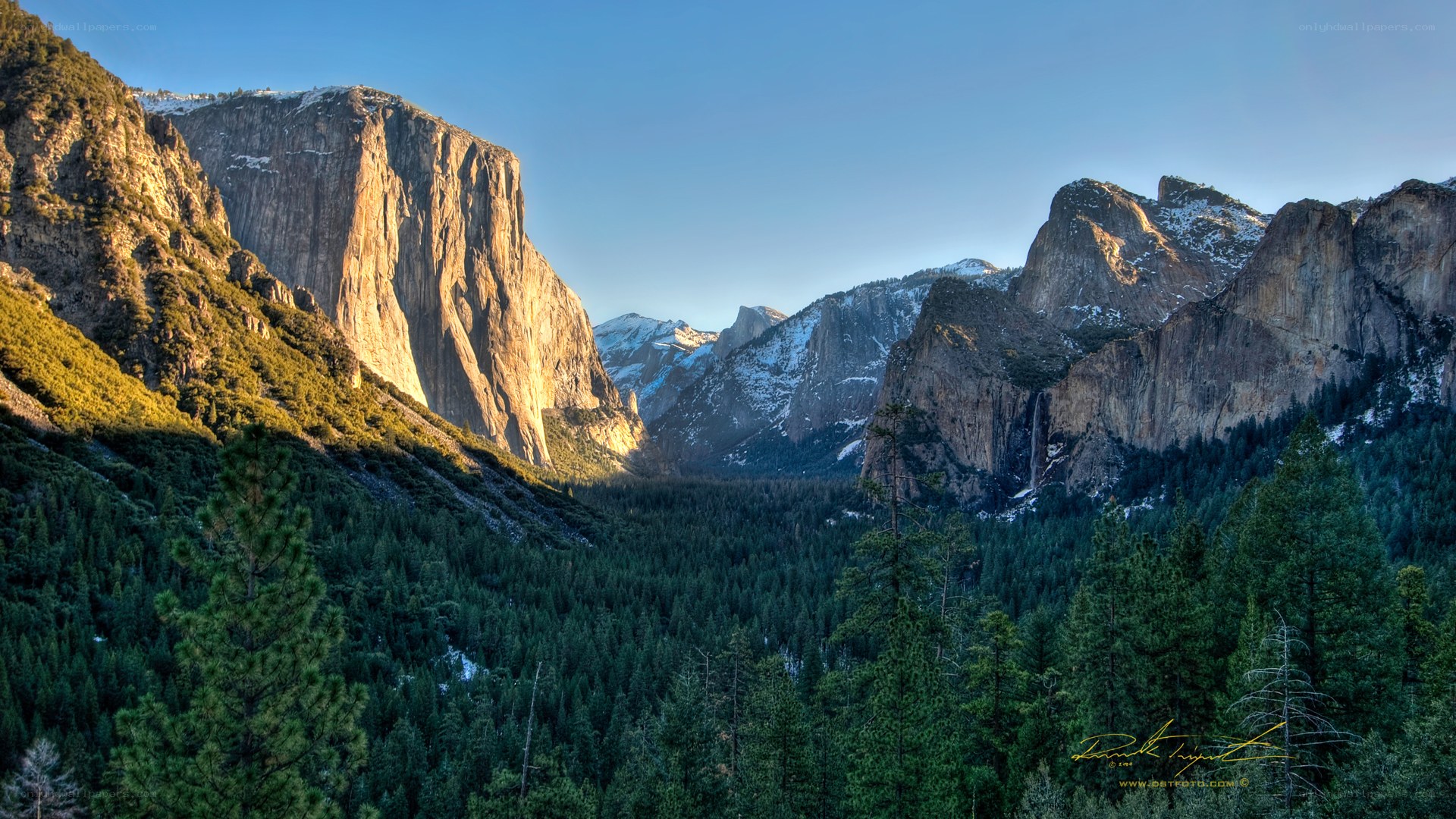 Yosemite Valley at sunrise