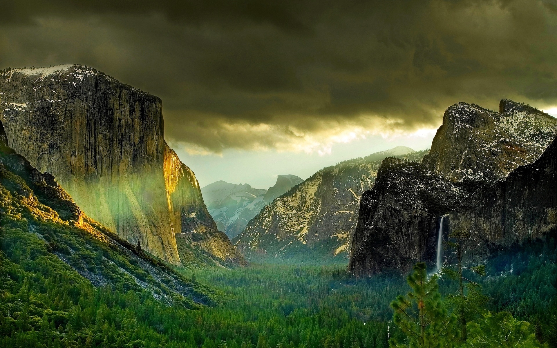 Yosemite Valley at Sunset