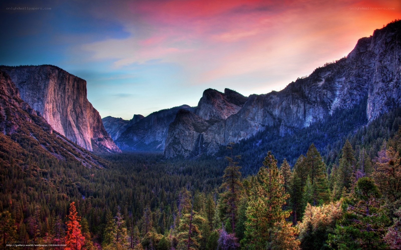 Yosemite Valley at Sunset