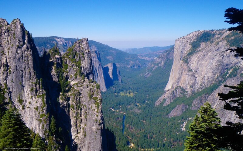 Yosemite Valley Cliffs — Blue