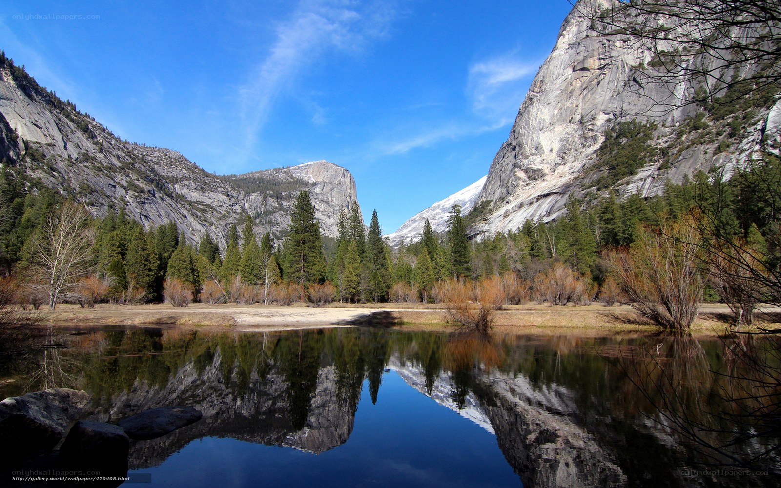 Yosemite valley landscape