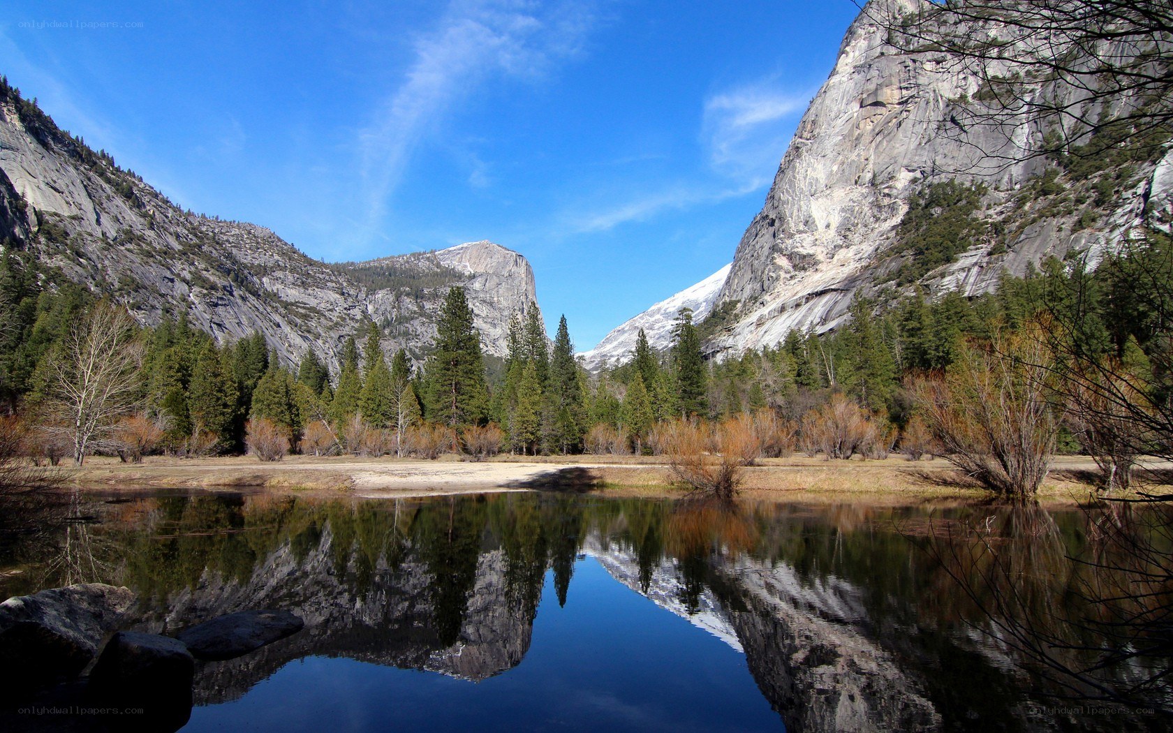 Yosemite valley landscape