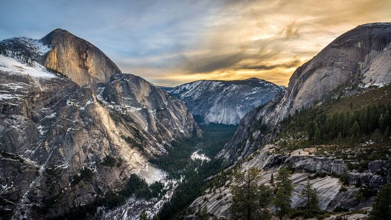 Yosemite Valley Landscape — Gray, Dramatic
