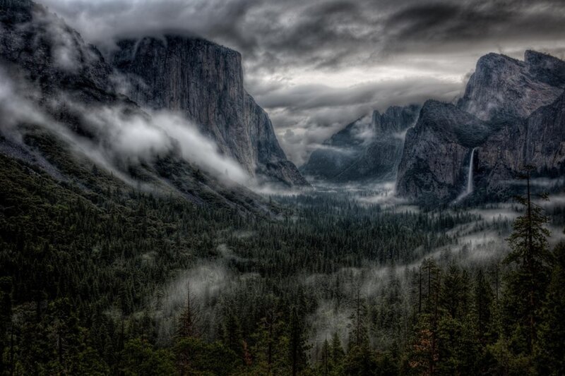 Yosemite Valley Landscape — Gray