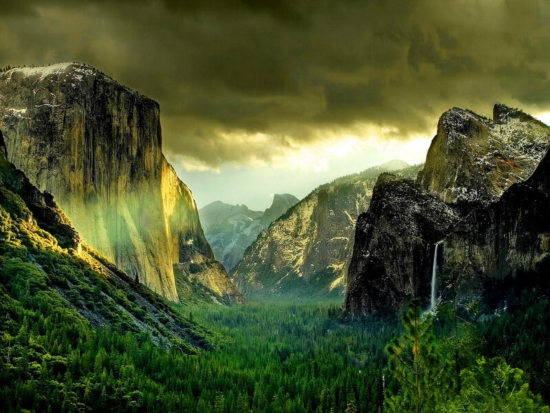 Yosemite Valley Landscape — Green, Dramatic, Afternoon, Photograph, Mountains