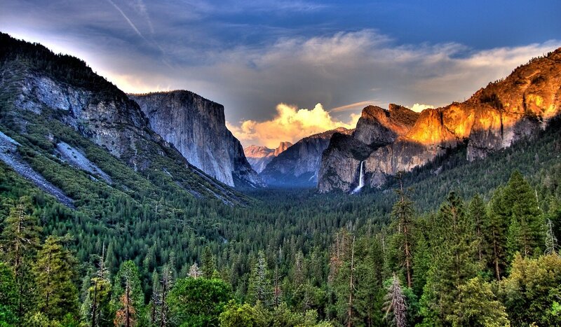 Yosemite Valley Landscape — Green, Dramatic, Sunset