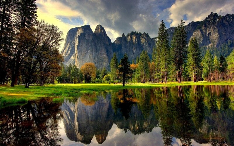 Yosemite Valley Landscape — Green, Serene, Afternoon, Photograph, Mountains, Trees