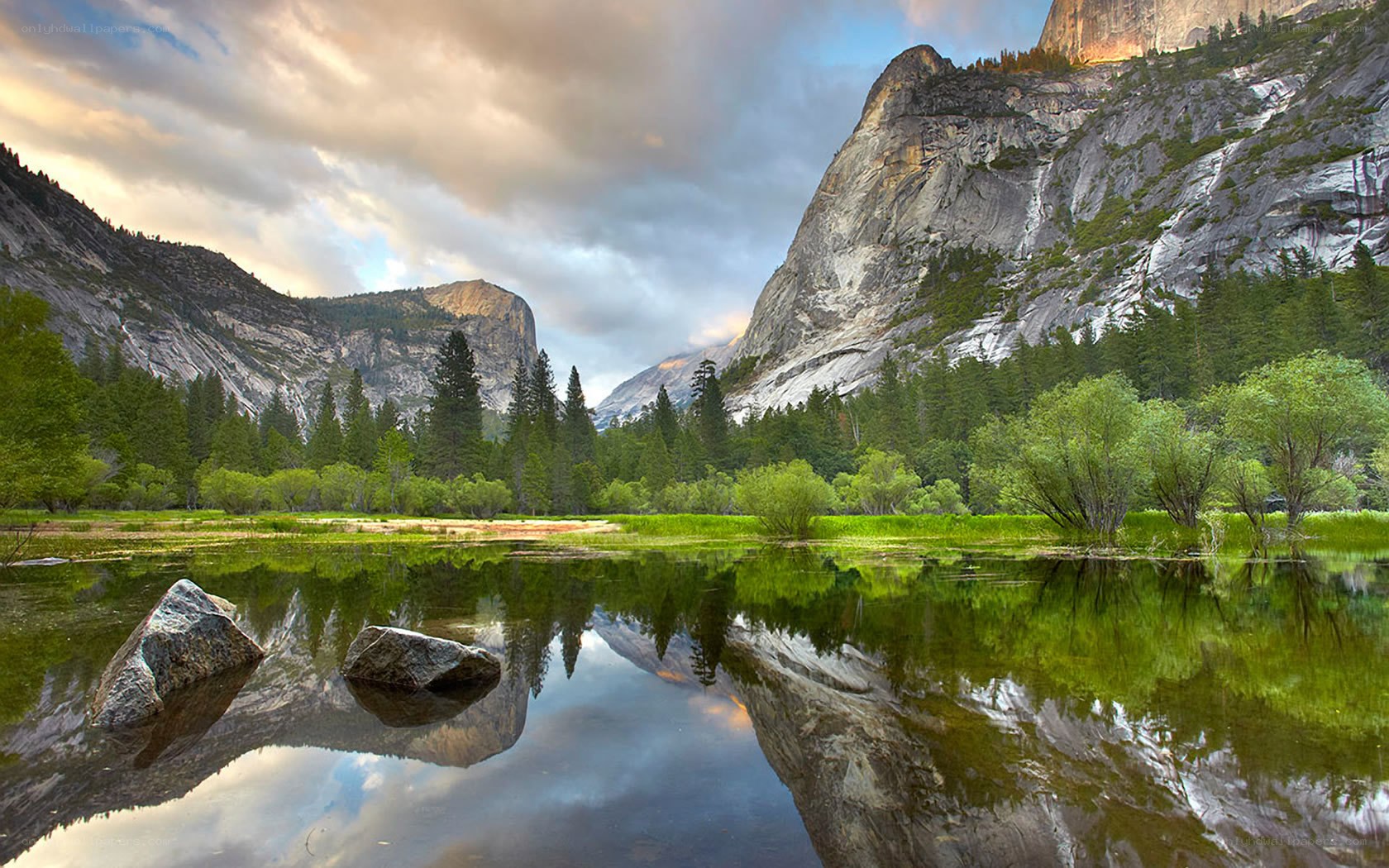 Yosemite valley reflection