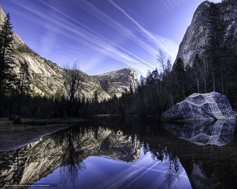 Yosemite valley reflection