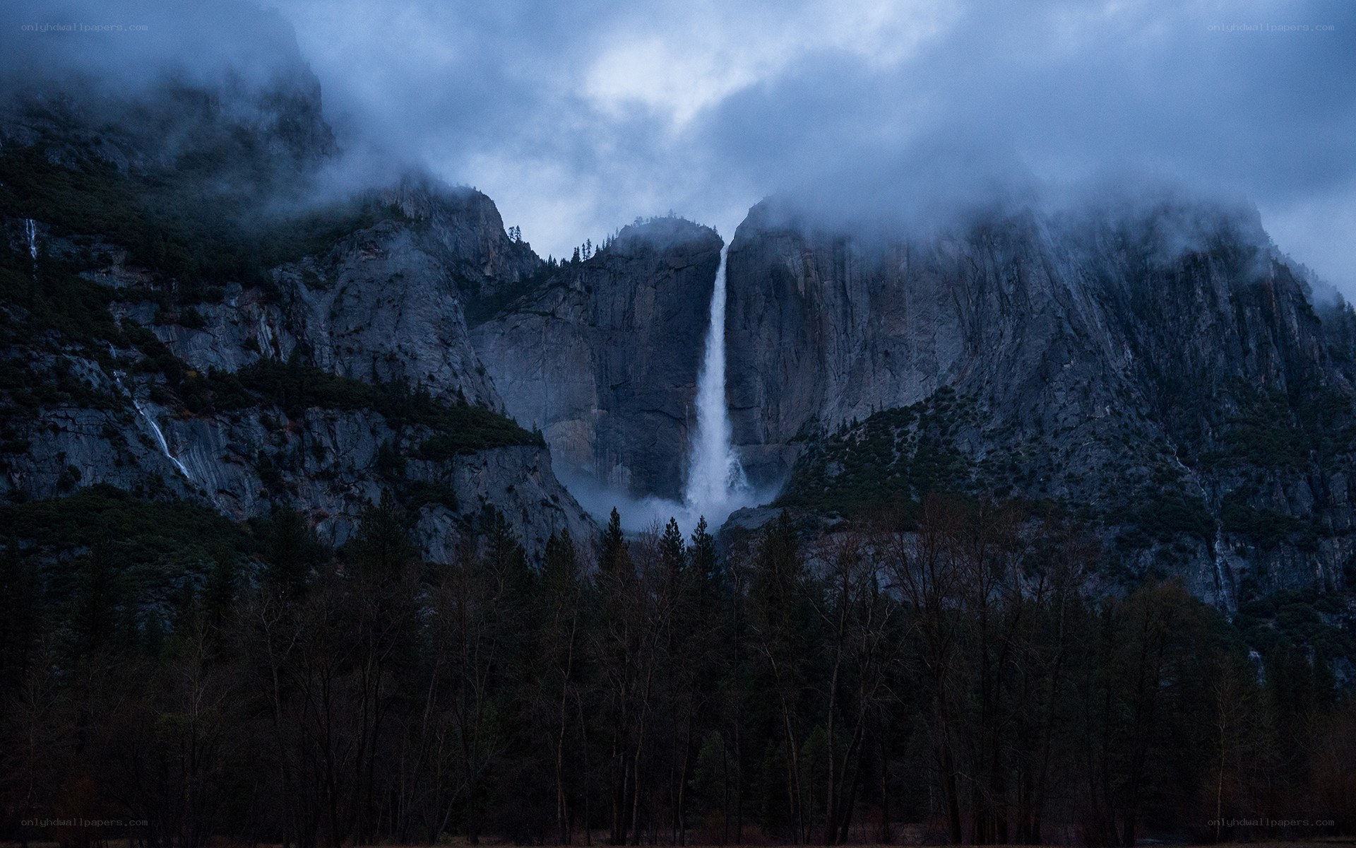 Yosemite waterfall at dusk