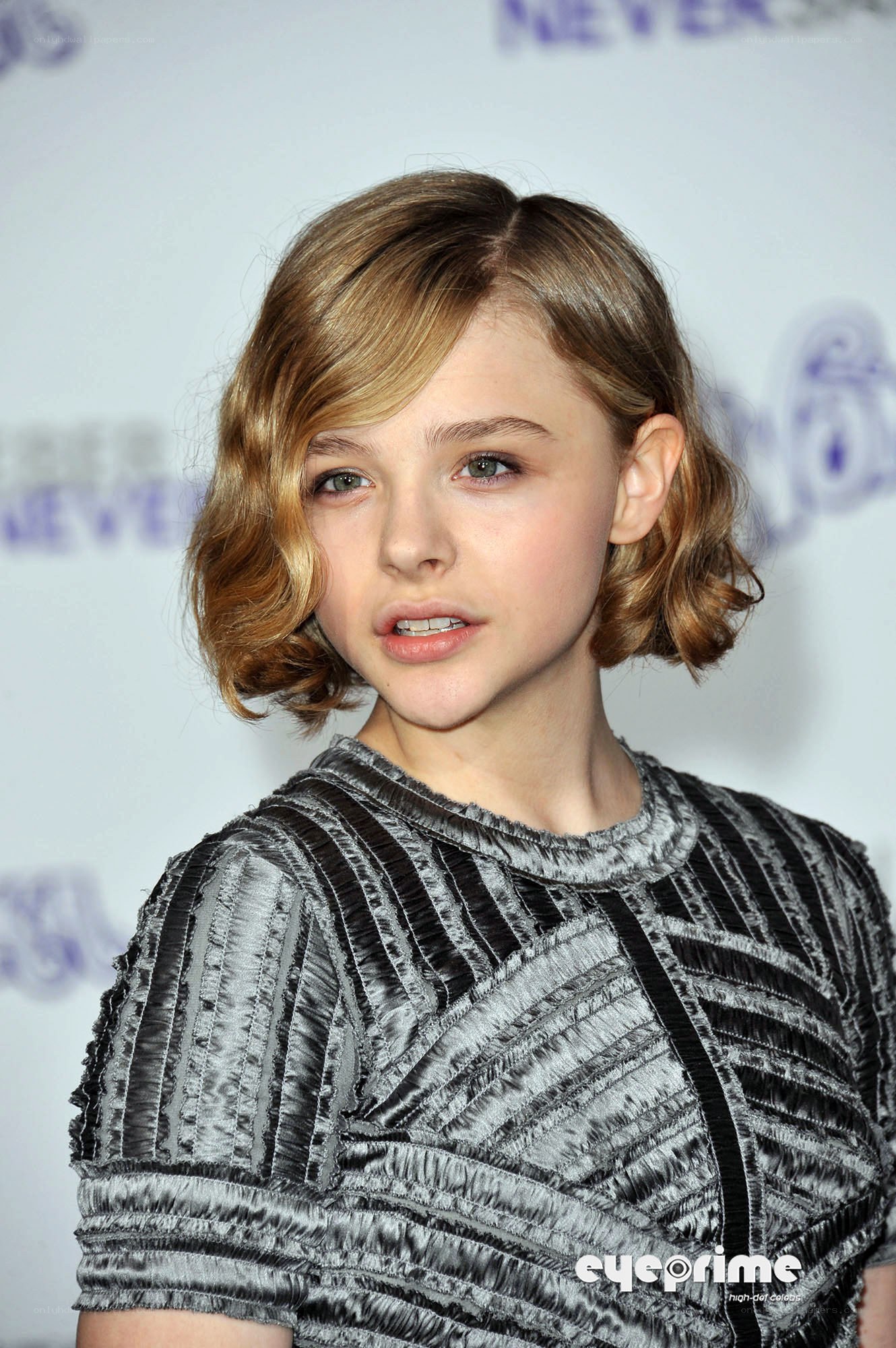 young actress at event