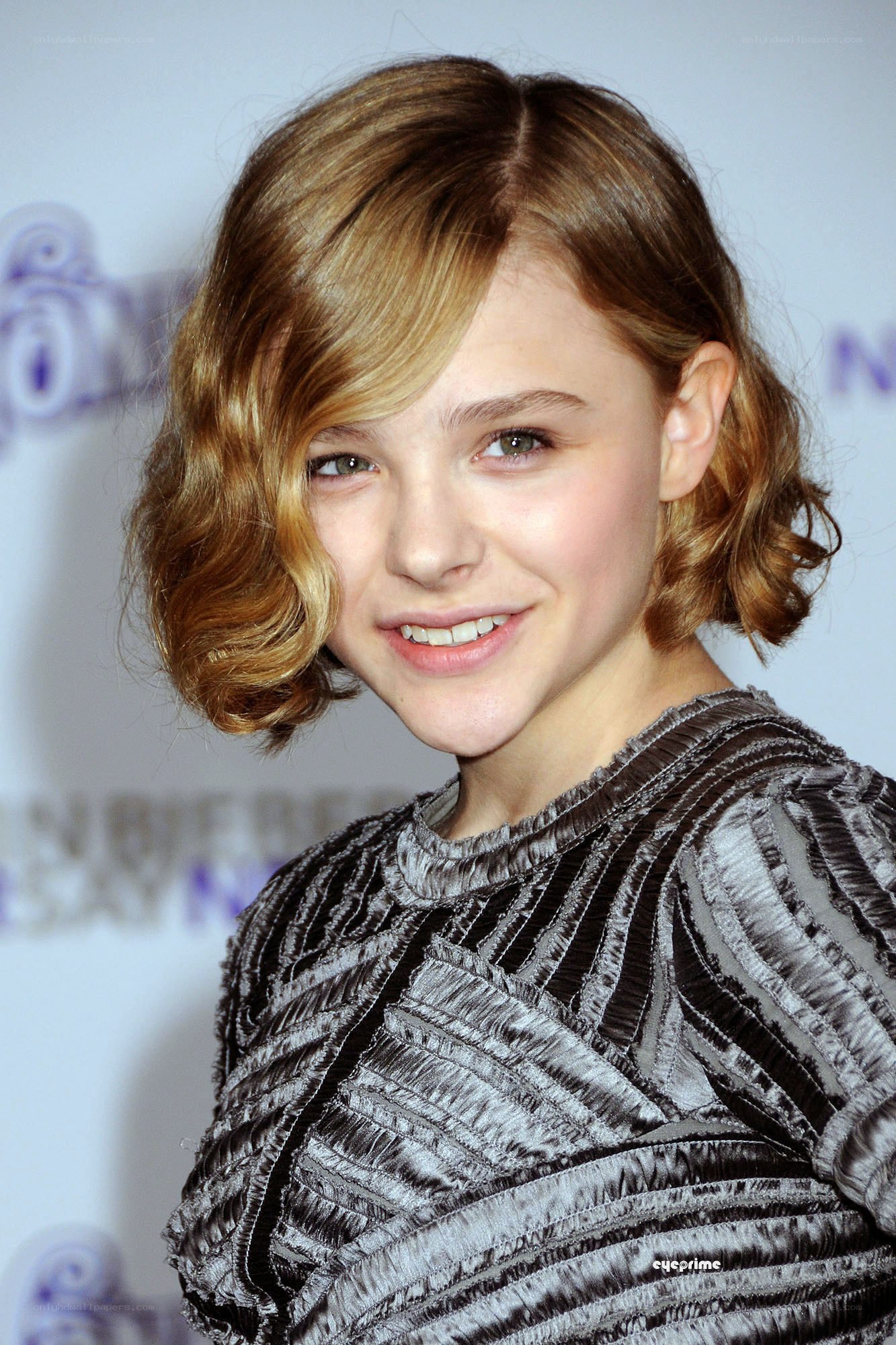 young actress at event