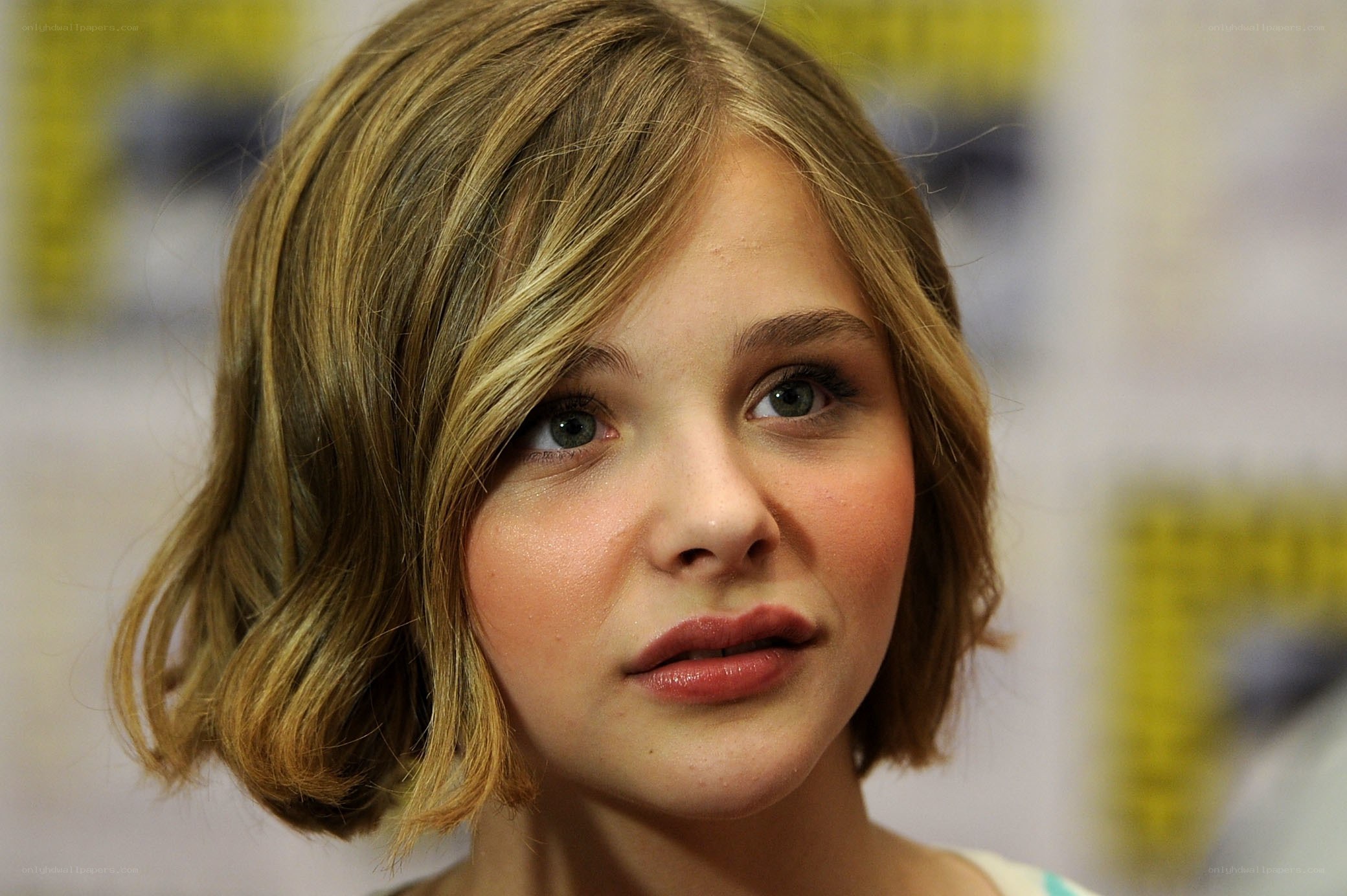 young actress at event