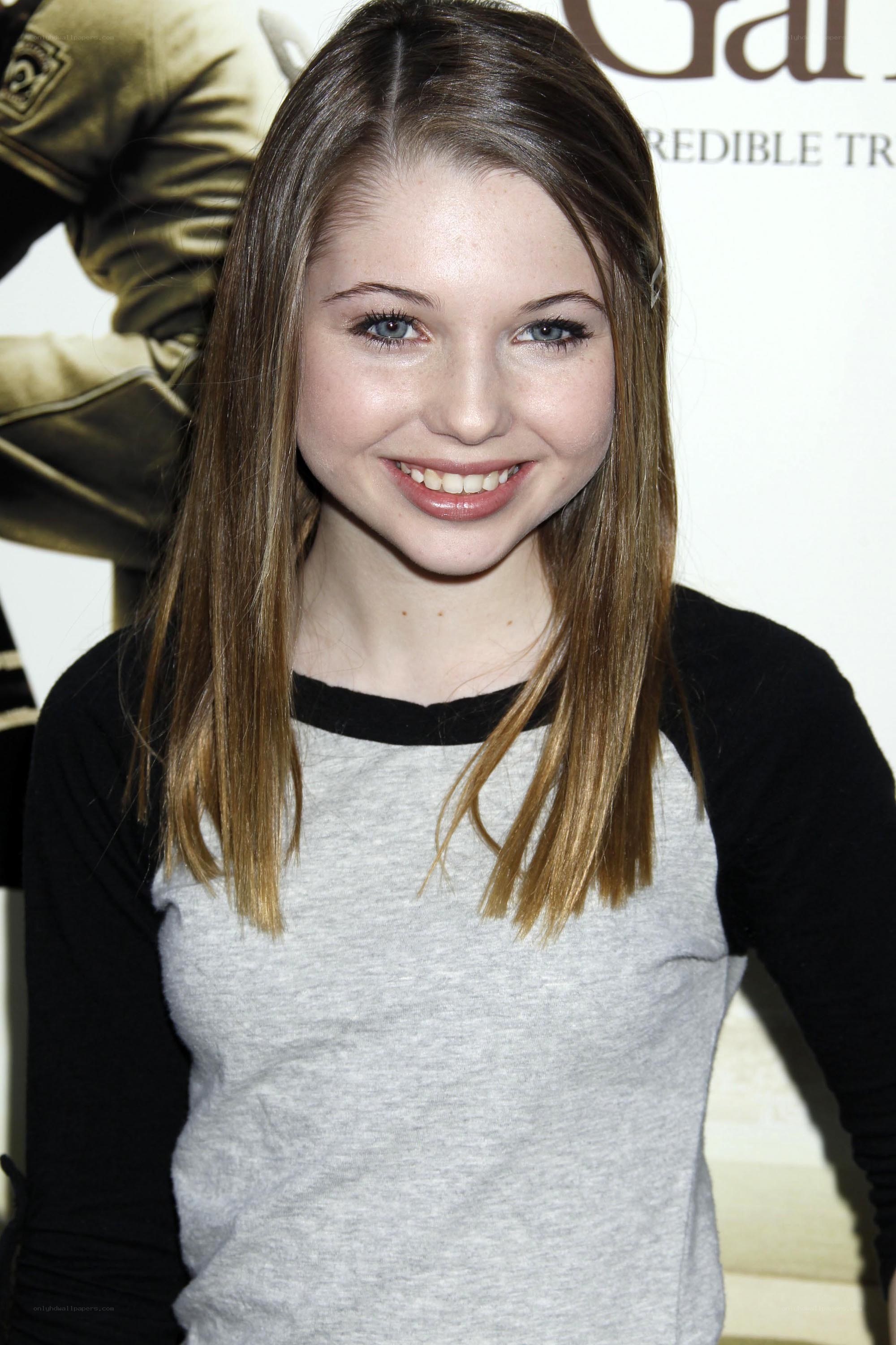 young actress at event