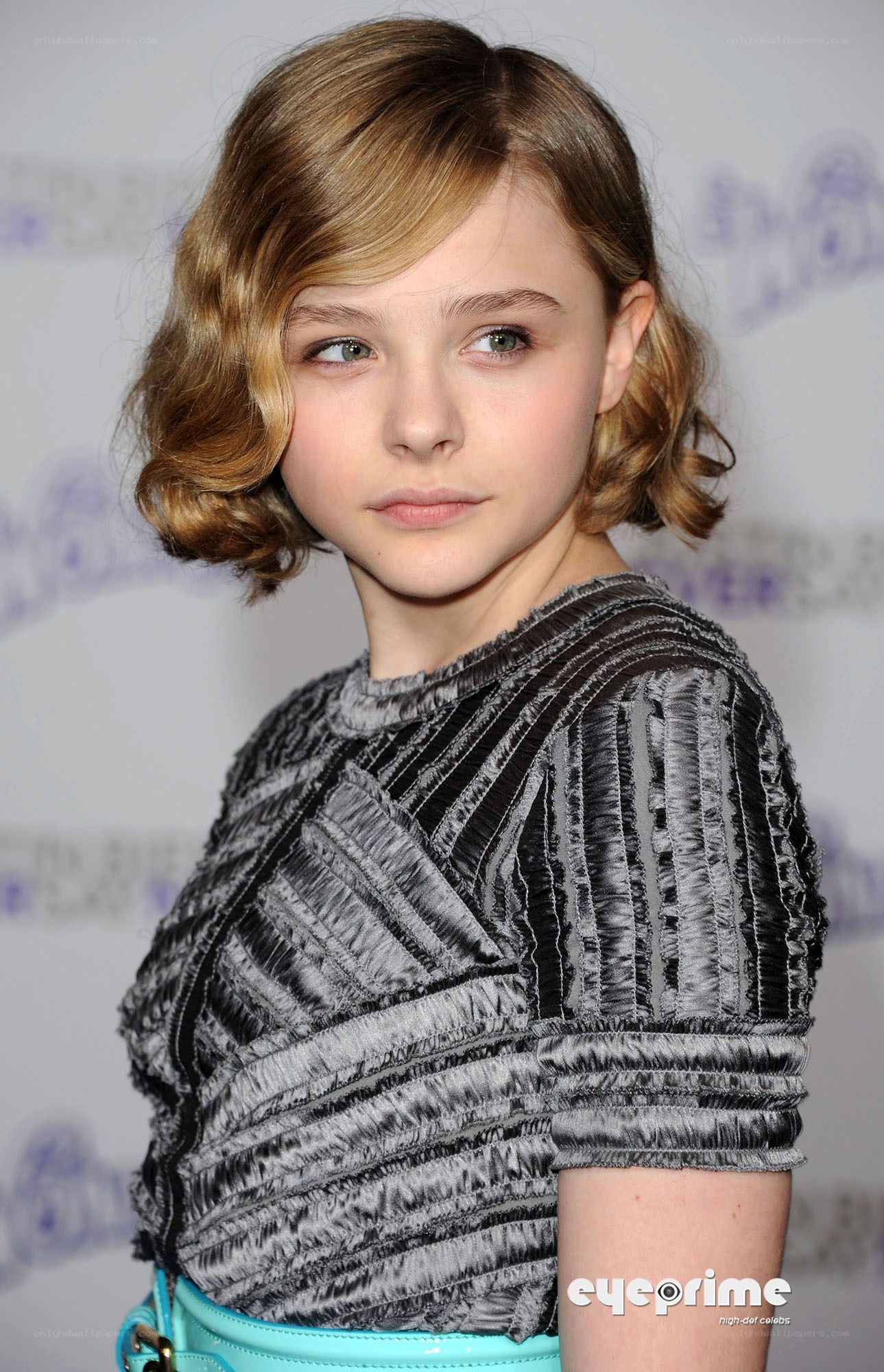young actress at event