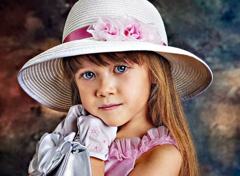 Young Girl in Hat — Pink