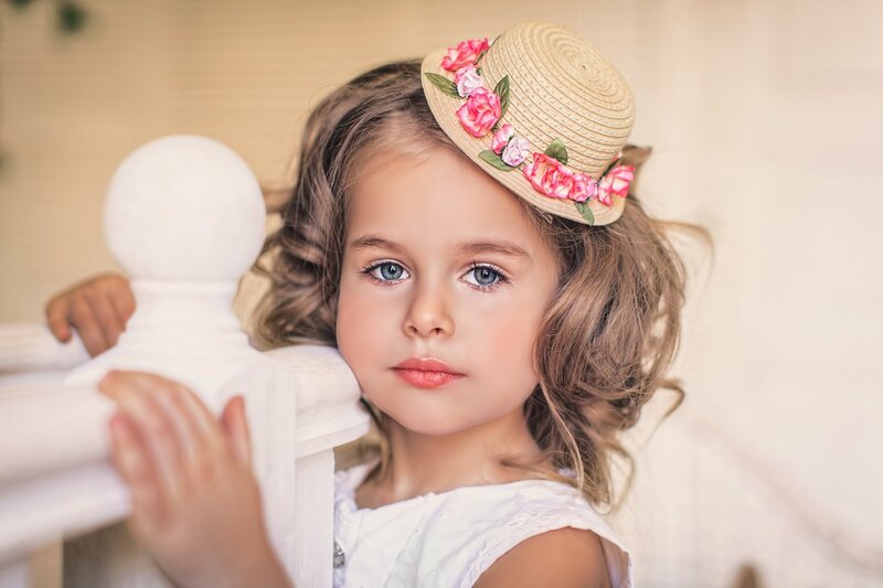 Young Girl in Hat — White, Calm