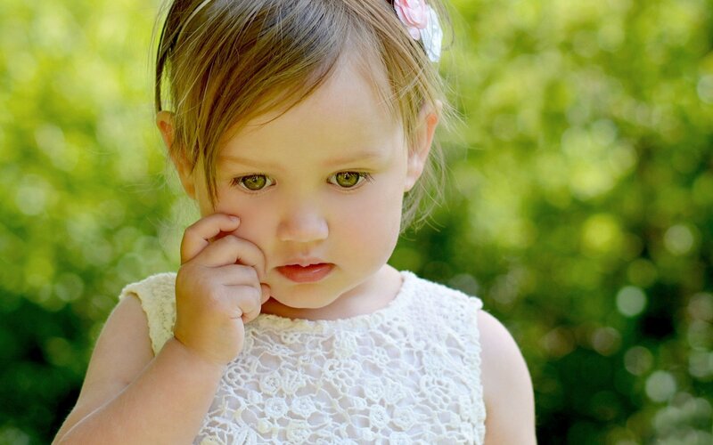 Young Girl in White Dress — Calm, Afternoon