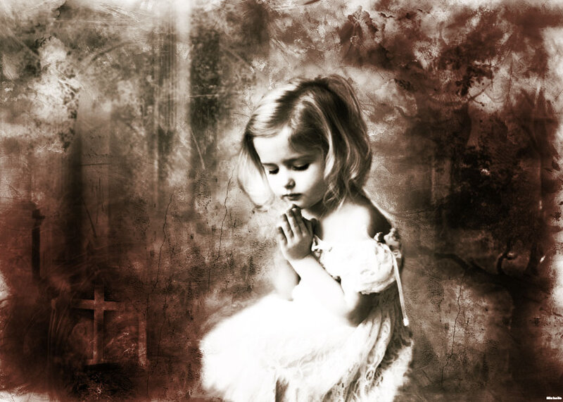 Young Girl Praying — Brown