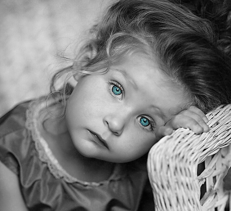 Young Girl with Blue Eyes — Black