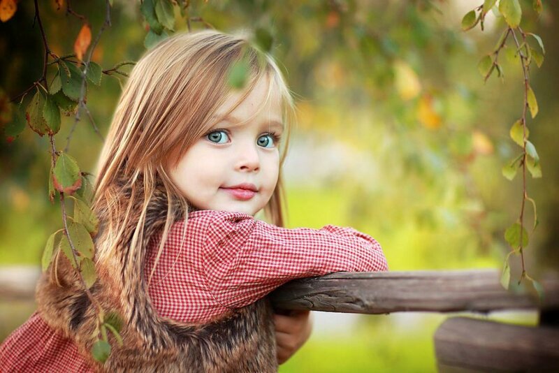 Young Girl with Blue Eyes — Green