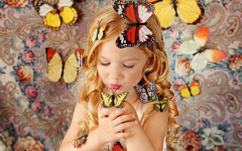 Young Girl with Butterflies — Yellow