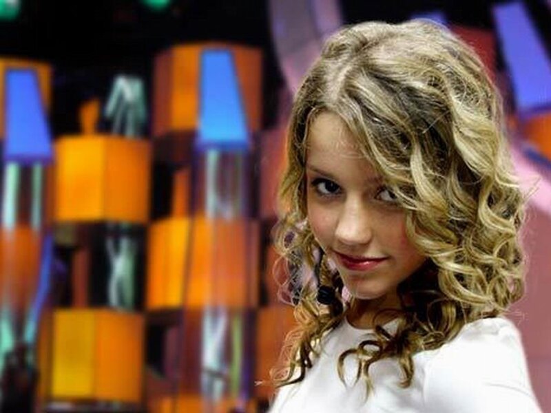 young girl with curly hair
