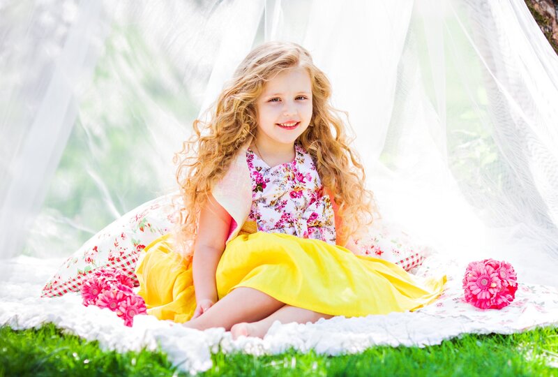 Young Girl with Curly Hair — Yellow, Serene